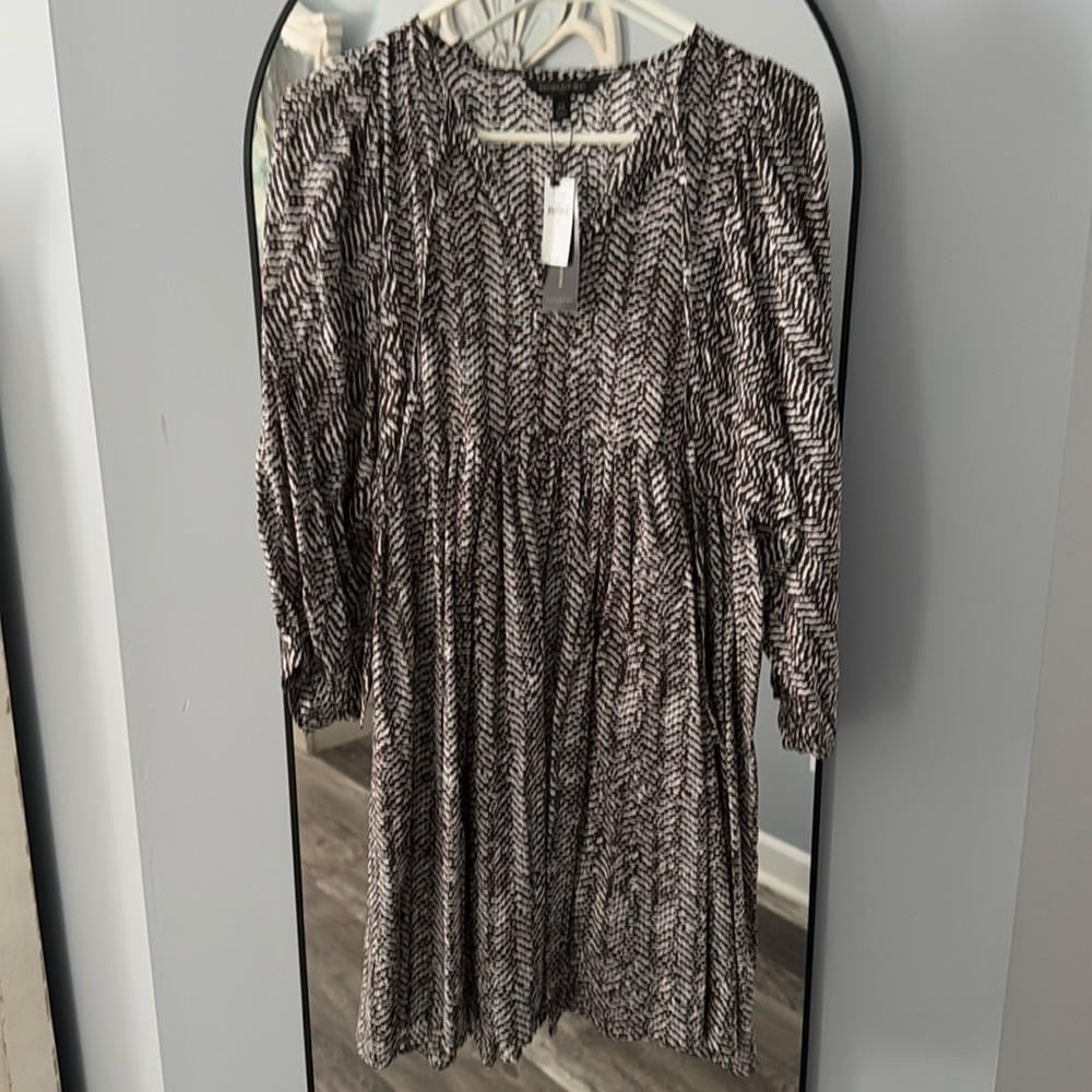 Banana Republic brown white balloon sleeve dress new with tags